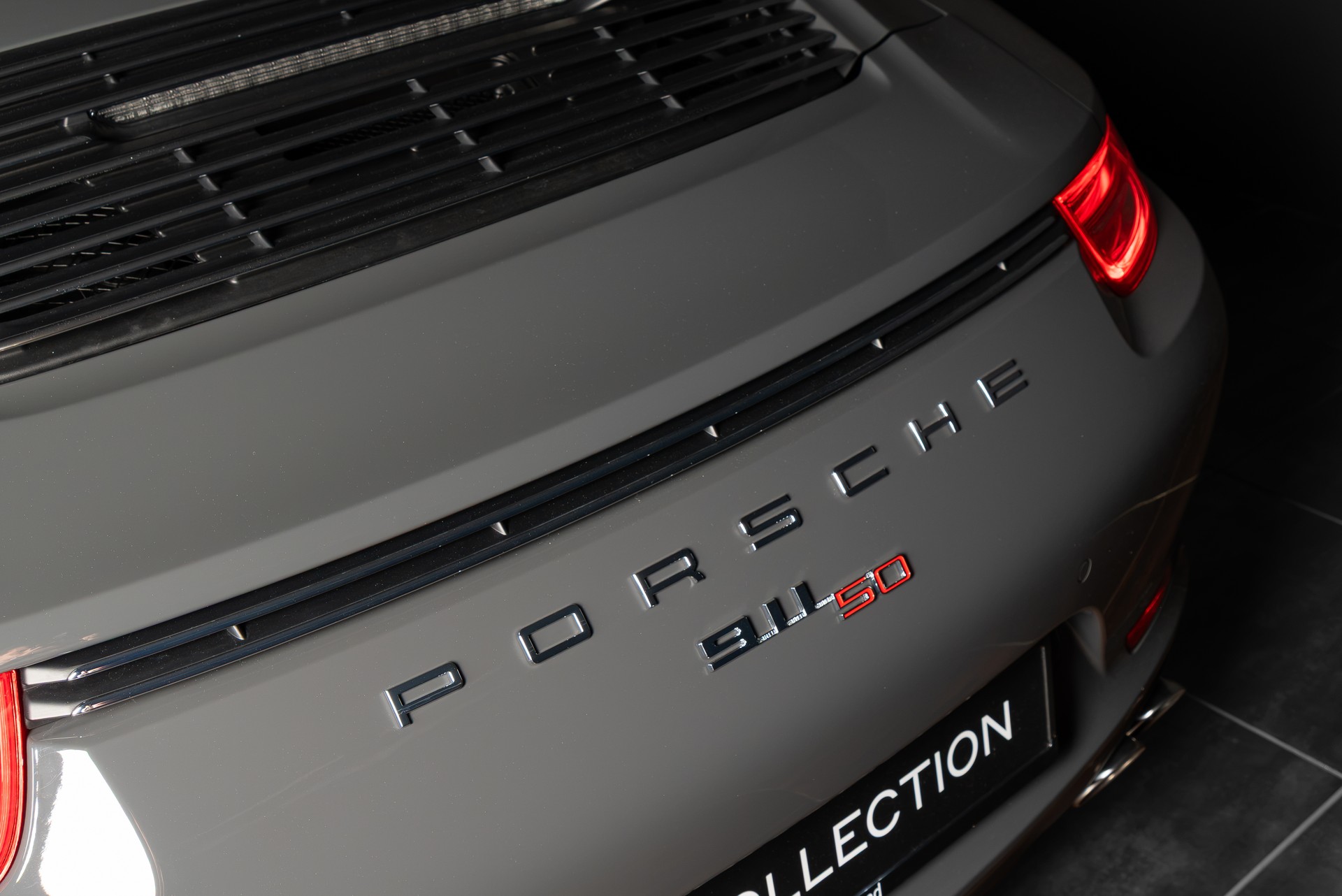 PORSCHE 911 Carrera S 50 Years - 5