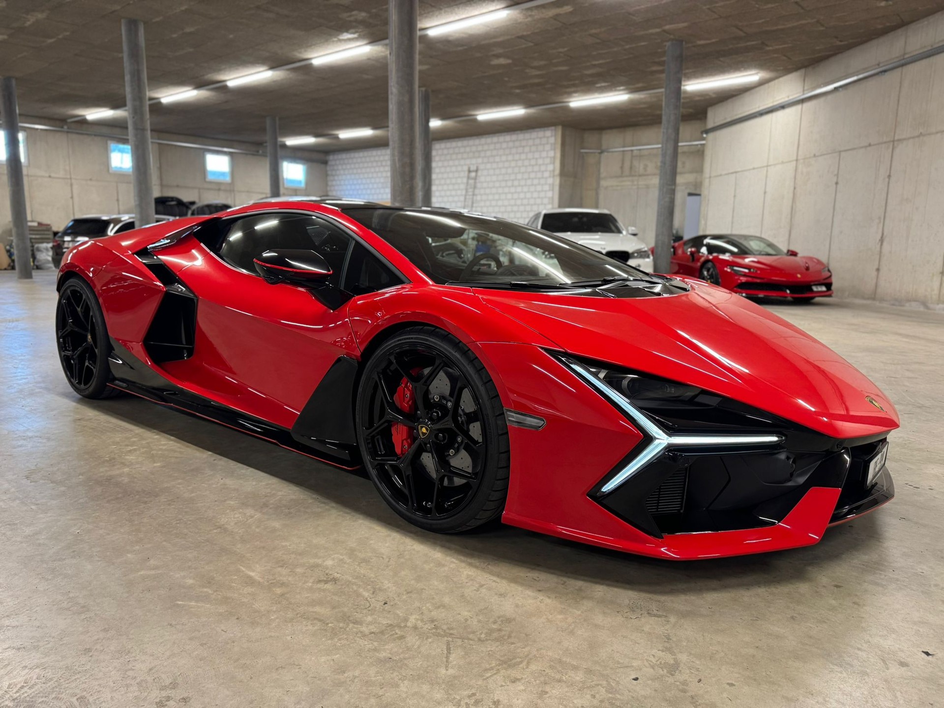 LAMBORGHINI REVUELTO - 3
