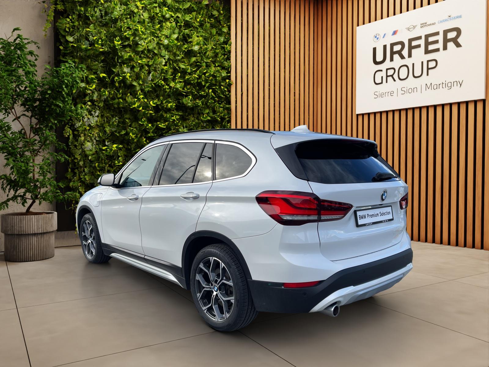 BMW X1 xDrive 25e xLine Steptronic - 4