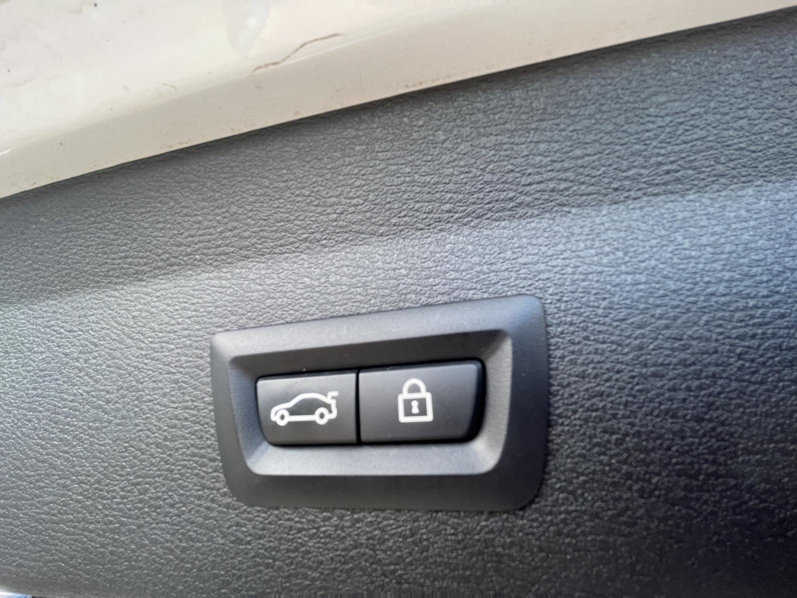 BMW X1 xDrive 25e xLine Steptronic - 19