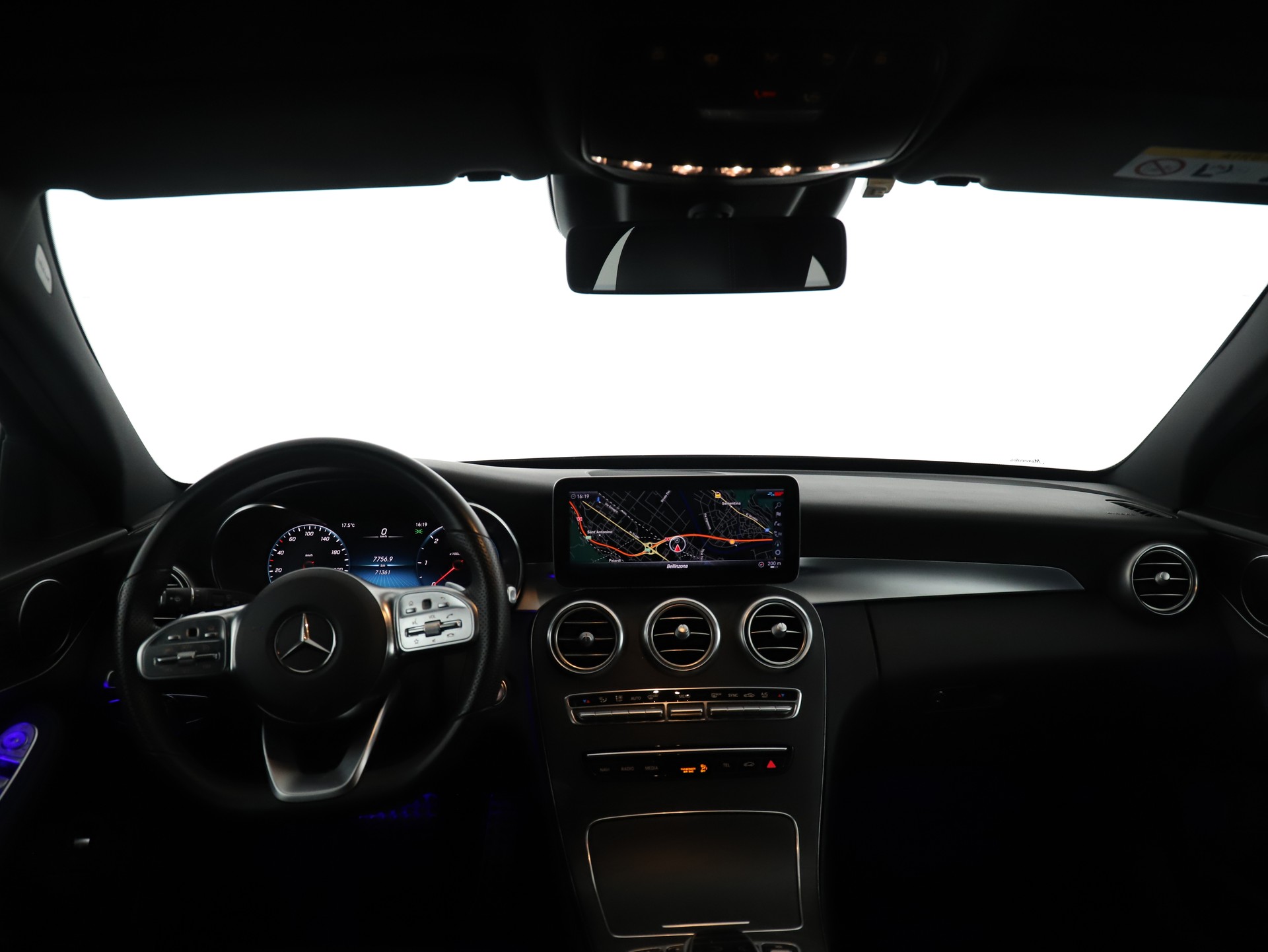 MERCEDES-BENZ C 220d SwissStar AMG L.4M - 13