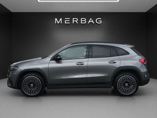 MERCEDES-BENZ EQA 350 AMG Line 4Matic - 5