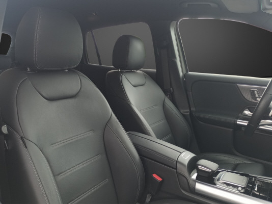 MERCEDES-BENZ EQA 350 AMG Line 4Matic - 8
