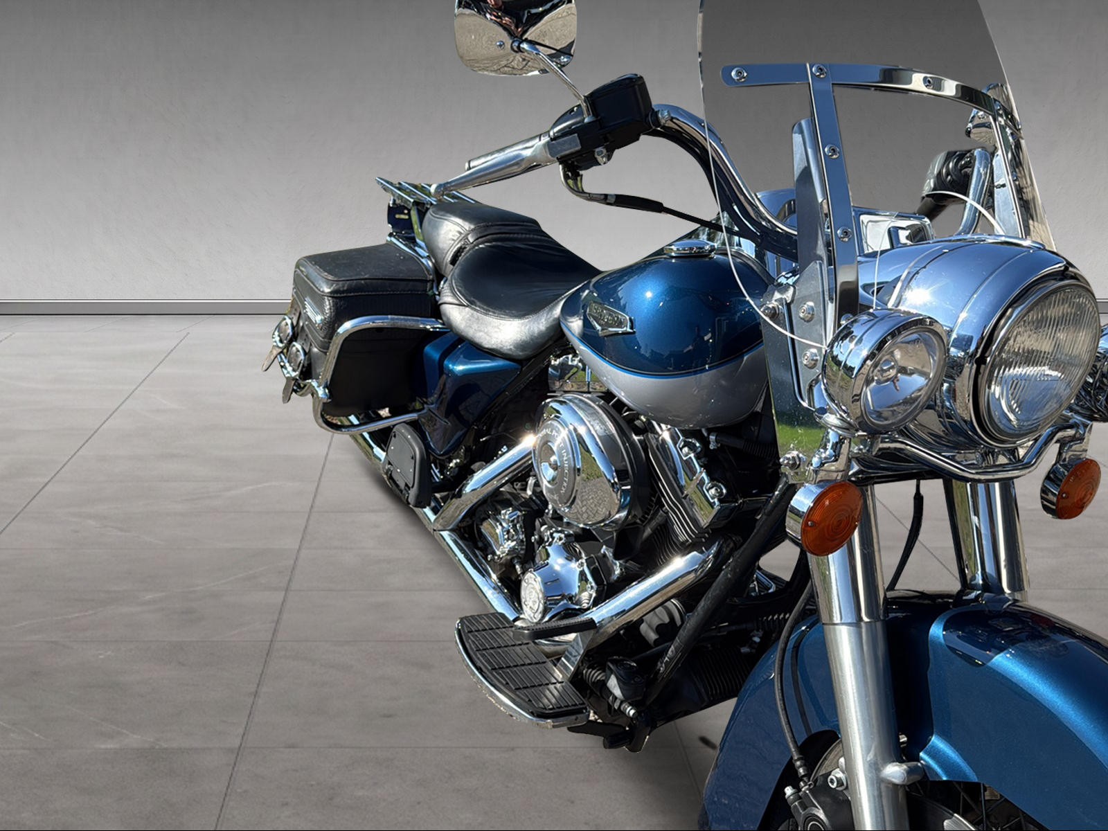 HARLEY-DAVIDSON FLHRCI Road King Classic - 9