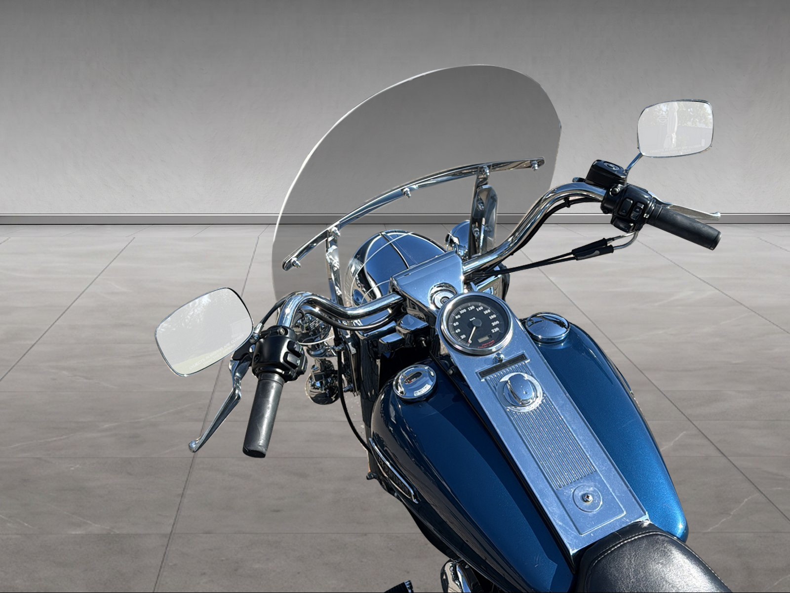 HARLEY-DAVIDSON FLHRCI Road King Classic - 4