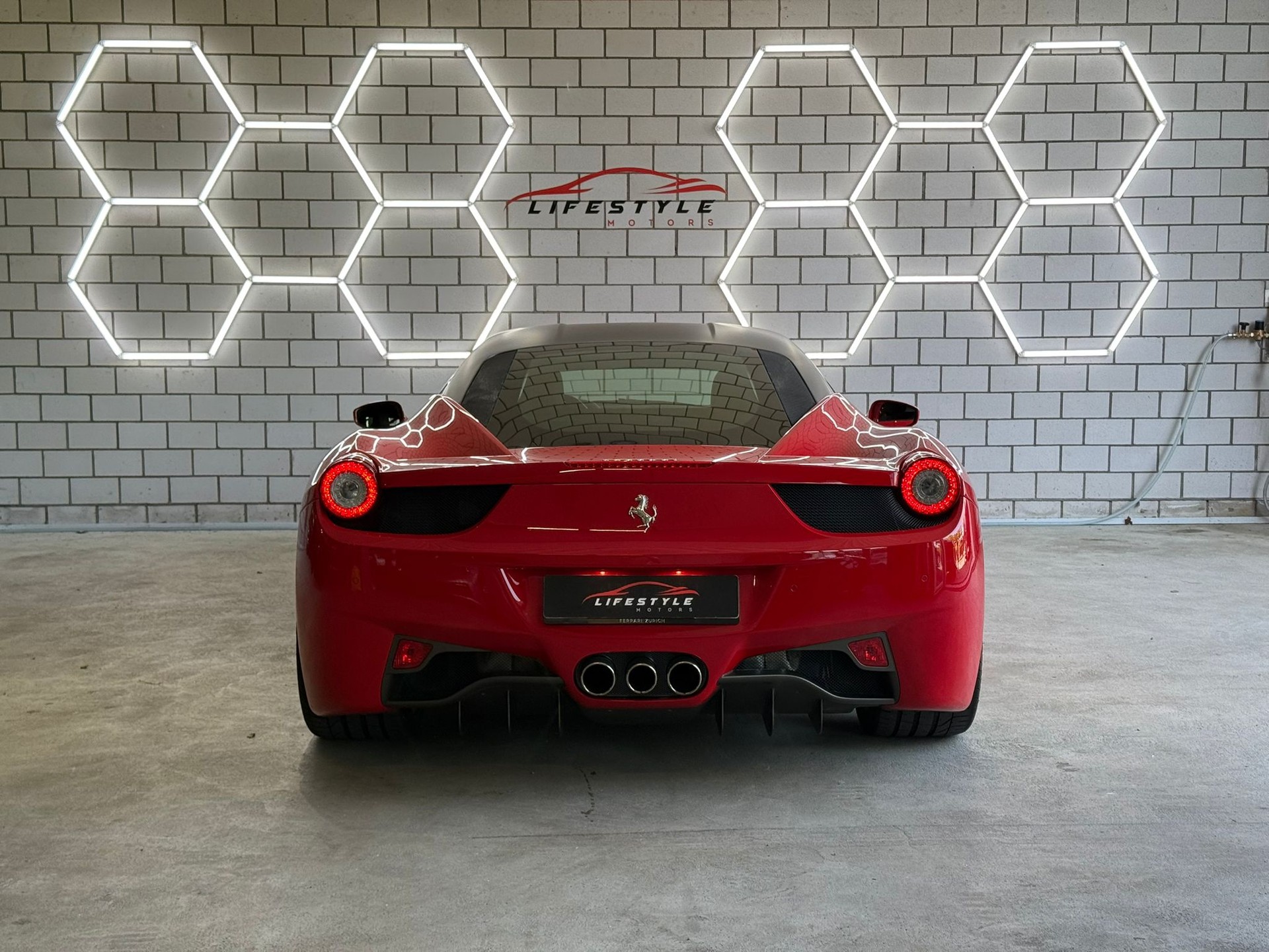 FERRARI 458 Italia 4.5 V8 - 4