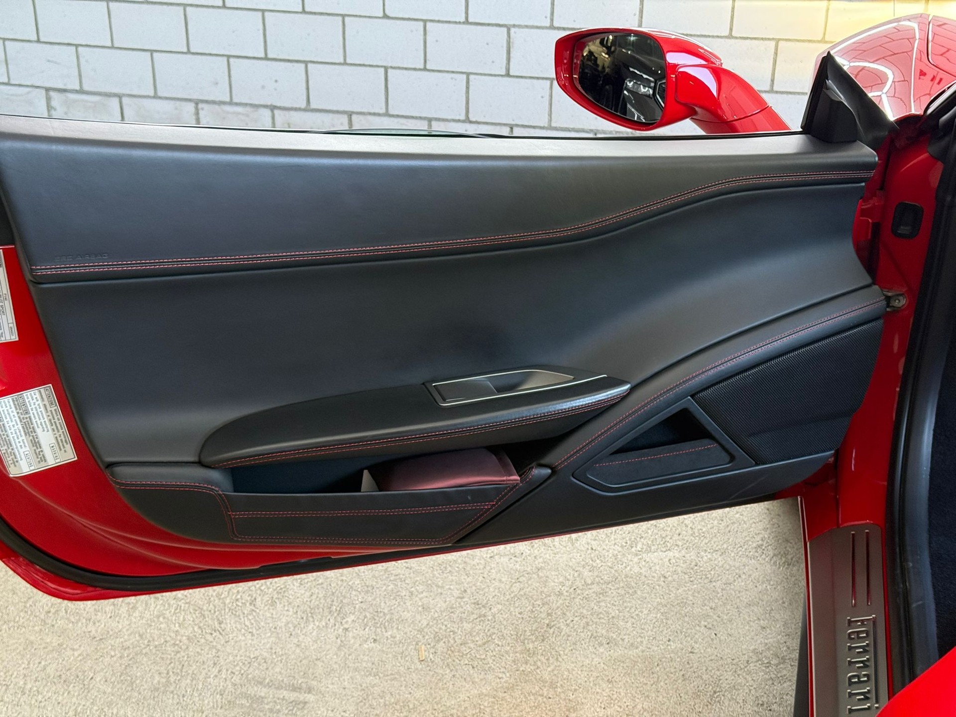 FERRARI 458 Italia 4.5 V8 - 6