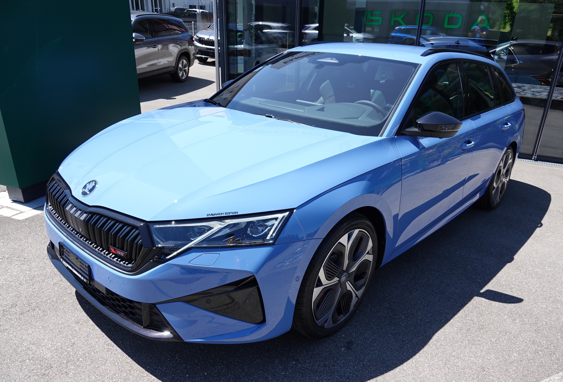 SKODA Octavia Combi 2.0 TSI RS 30 Years Edition DSG - 4