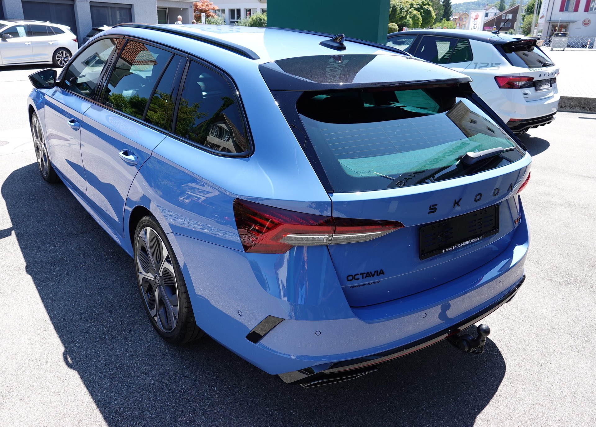 SKODA Octavia Combi 2.0 TSI RS 30 Years Edition DSG - 9