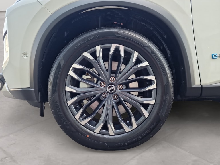 nissan Gallery 8