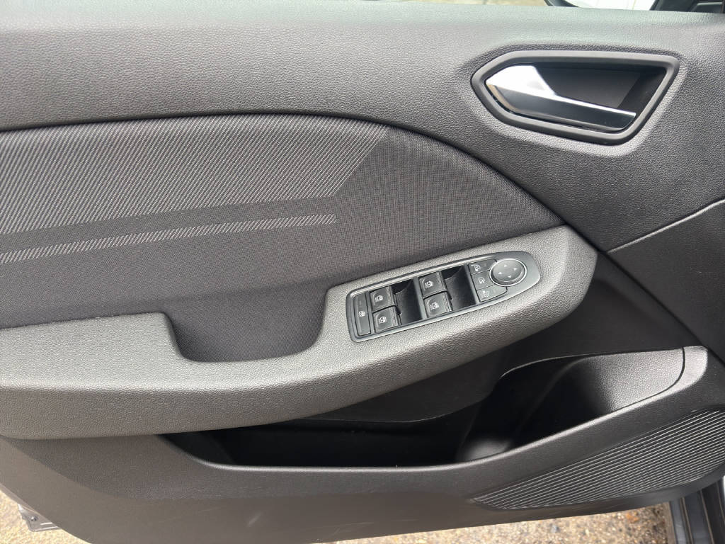 RENAULT CLIO esprit Alpine E-Tech 145 - 14