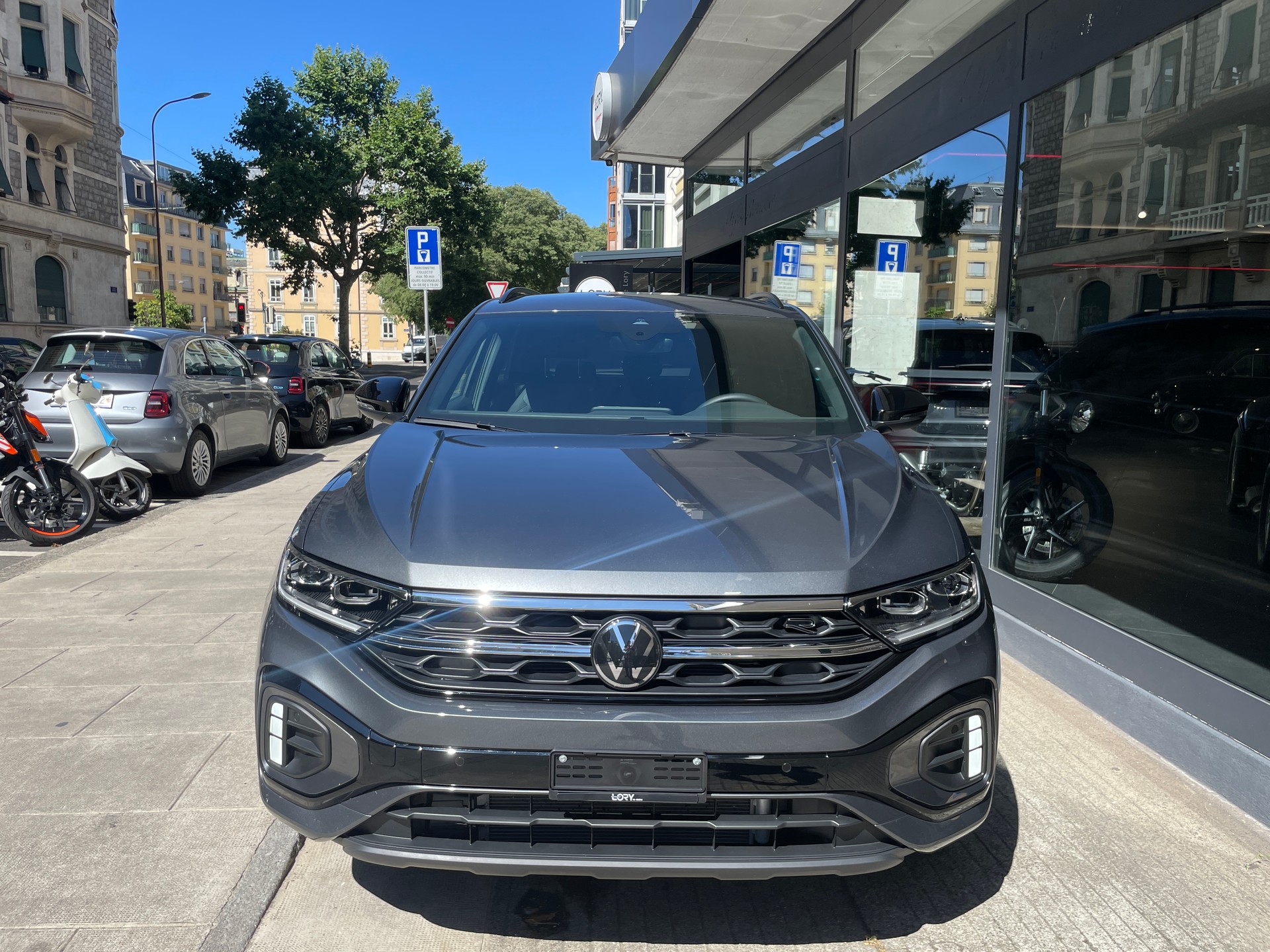 VW T-Roc 2.0 TSI R-Line DSG 4Motion - 2