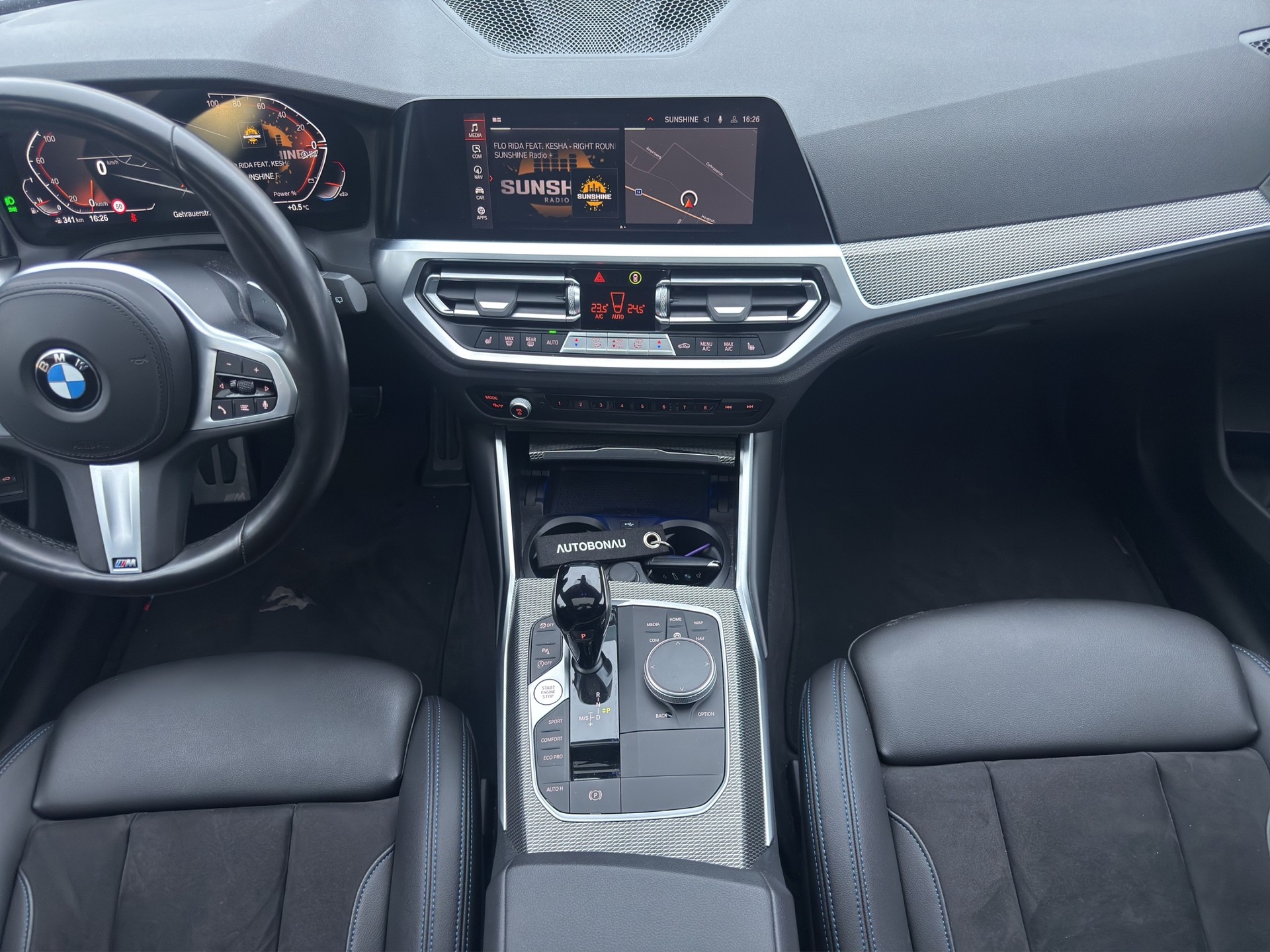 BMW 330i xDrive SAG Touring - 16