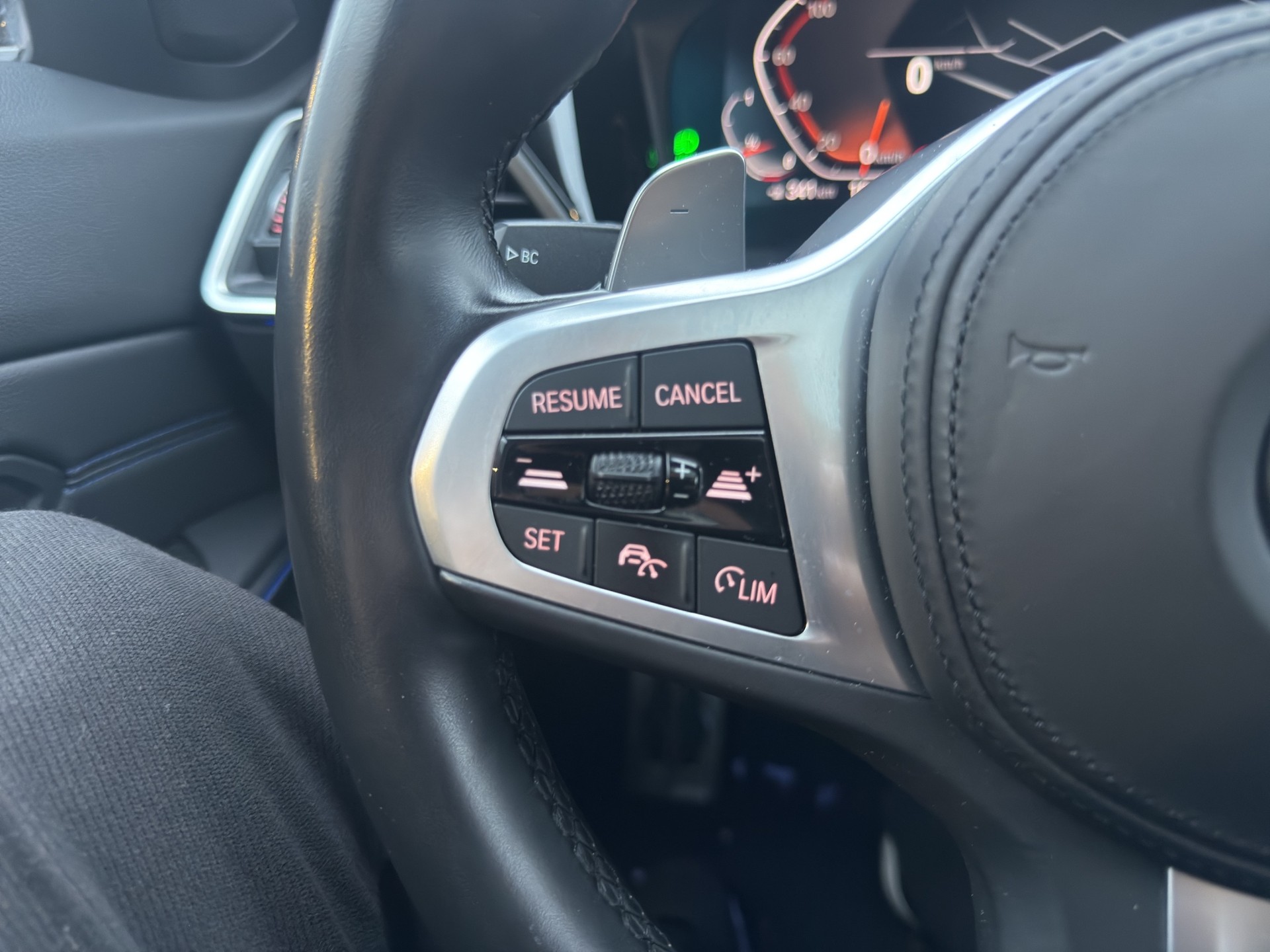 BMW 330i xDrive SAG Touring - 28