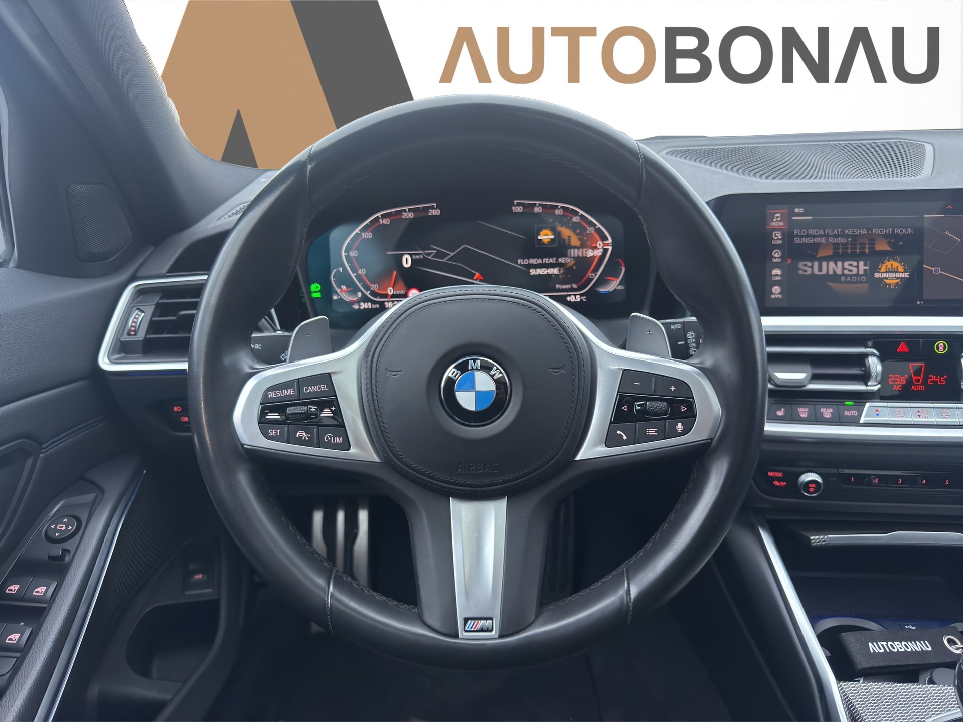 BMW 330i xDrive SAG Touring - 14