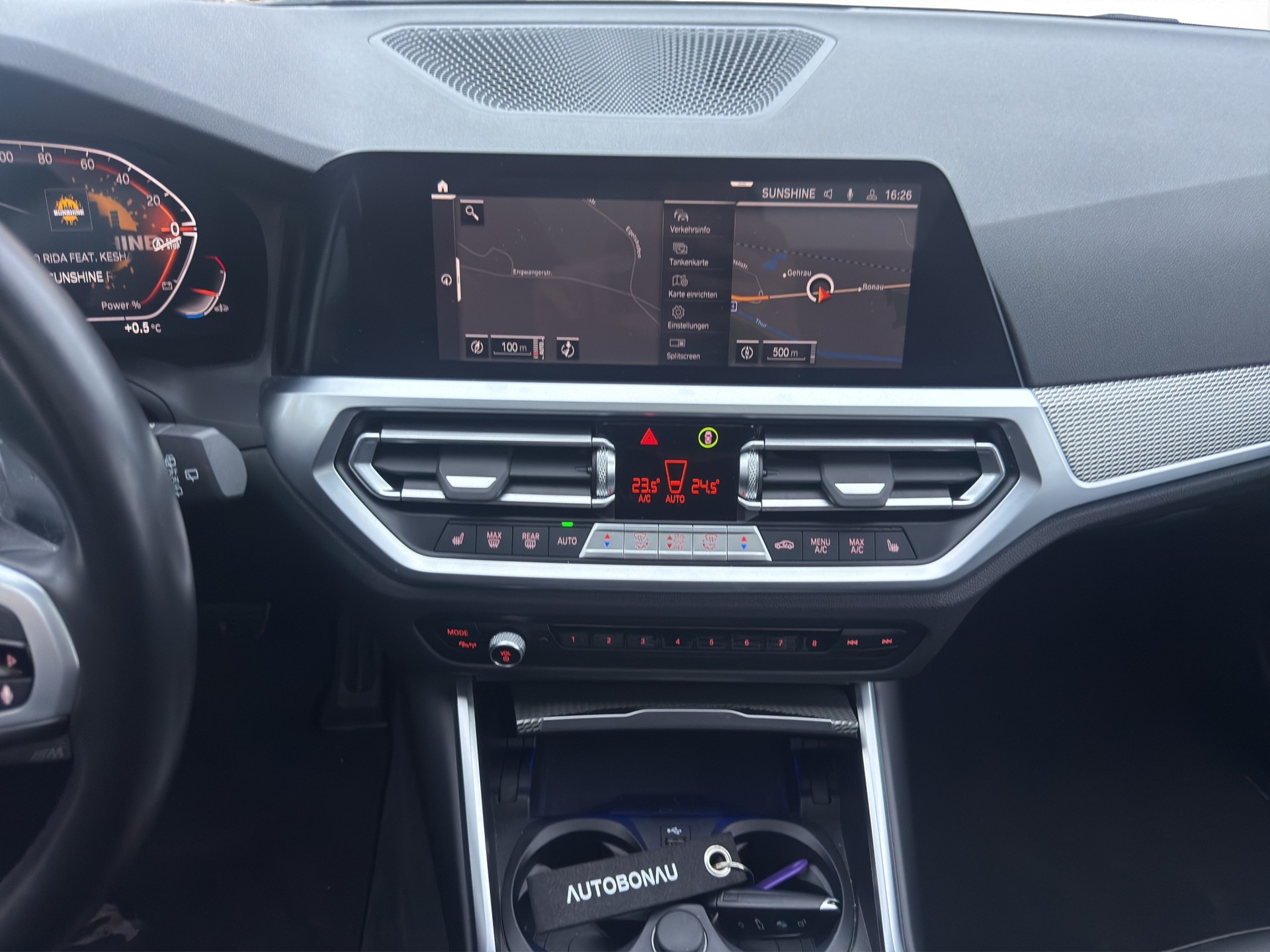 BMW 330i xDrive SAG Touring - 17