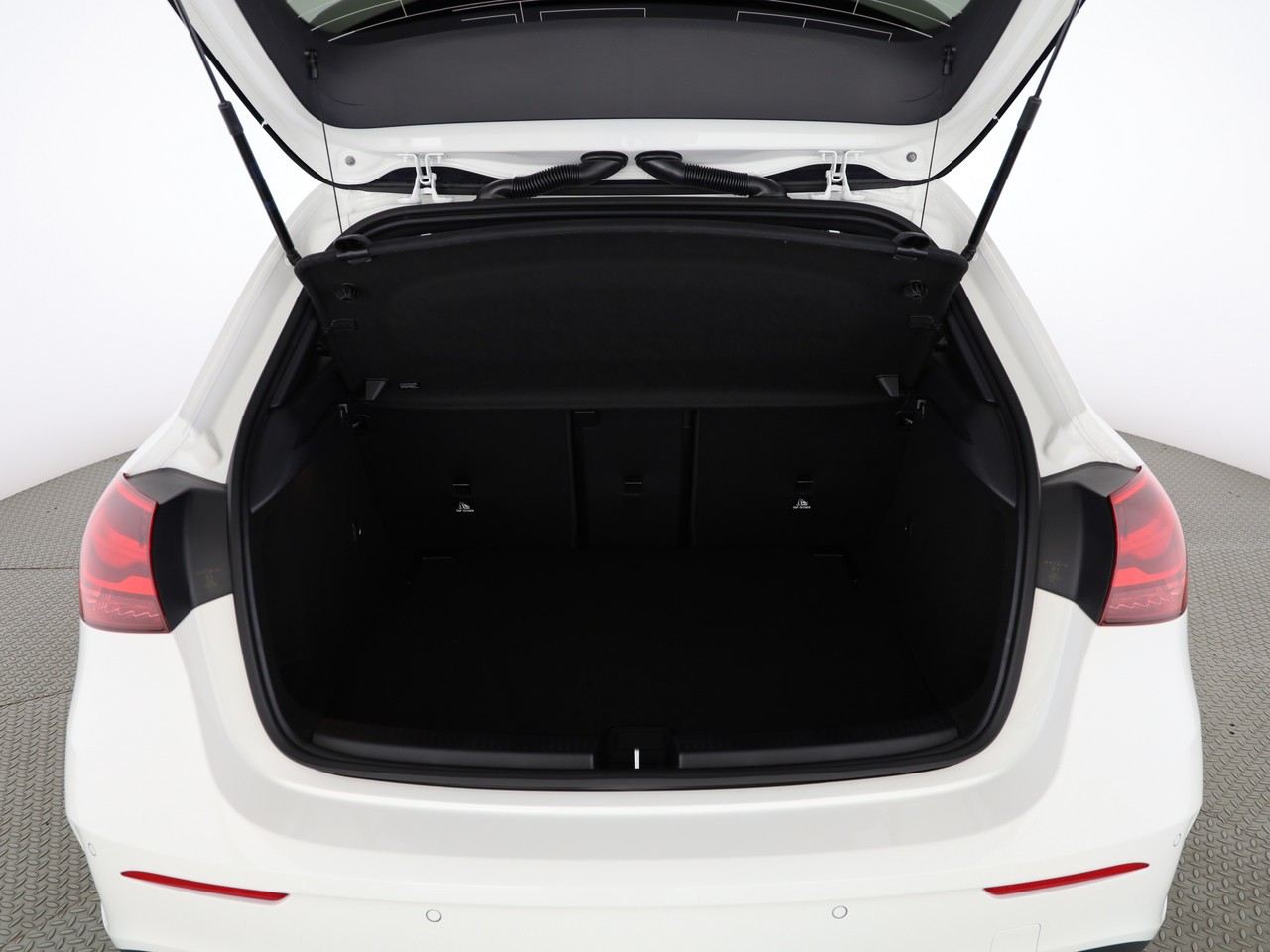 MERCEDES-BENZ A 250 4Matic 8G-DCT - 11