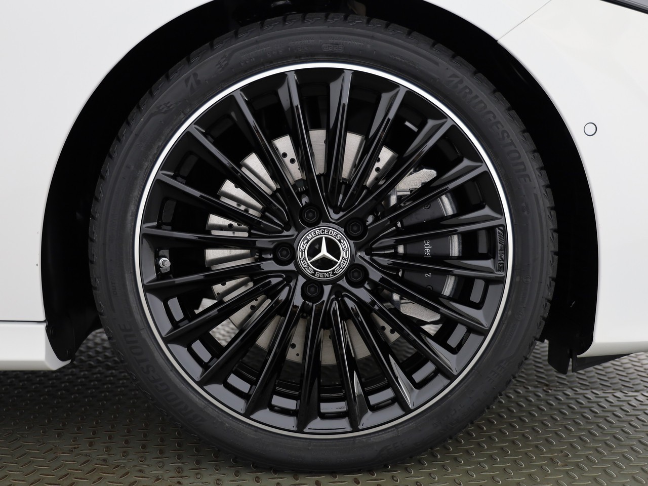 MERCEDES-BENZ A 250 4Matic 8G-DCT - 21