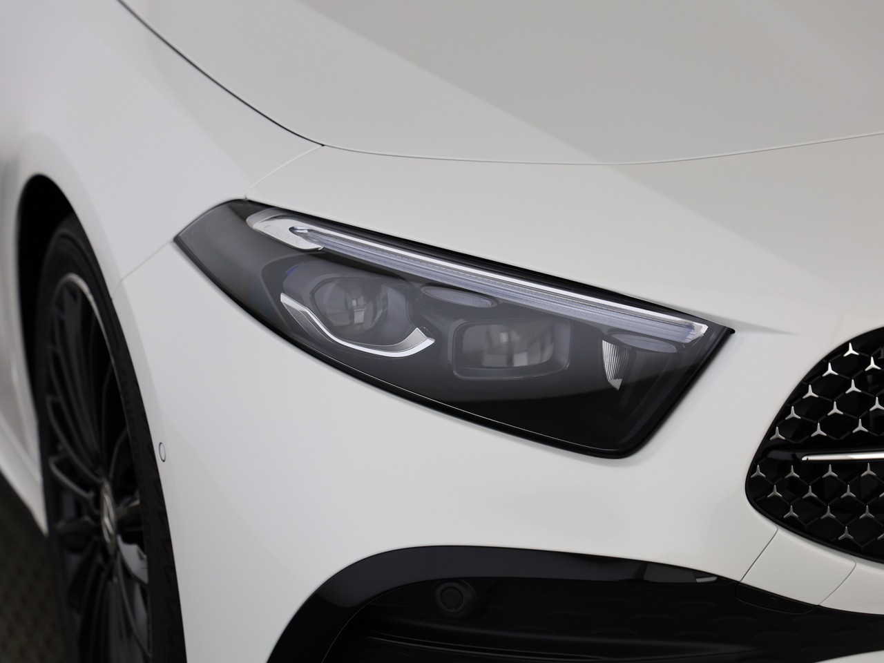 MERCEDES-BENZ A 250 4Matic 8G-DCT - 6