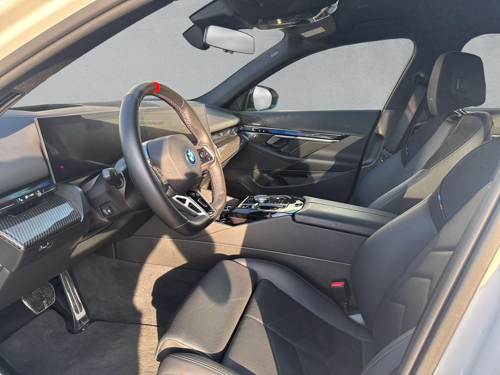 BMW i5 M60 xDrive 📍 ** Action de leasing à 1.9% ** - 12