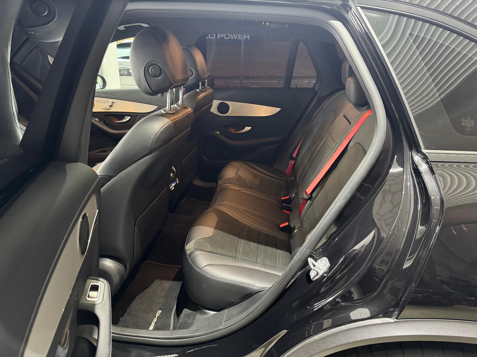MERCEDES-BENZ GLC 63 S AMG 4Matic 9G-Tronic - 11