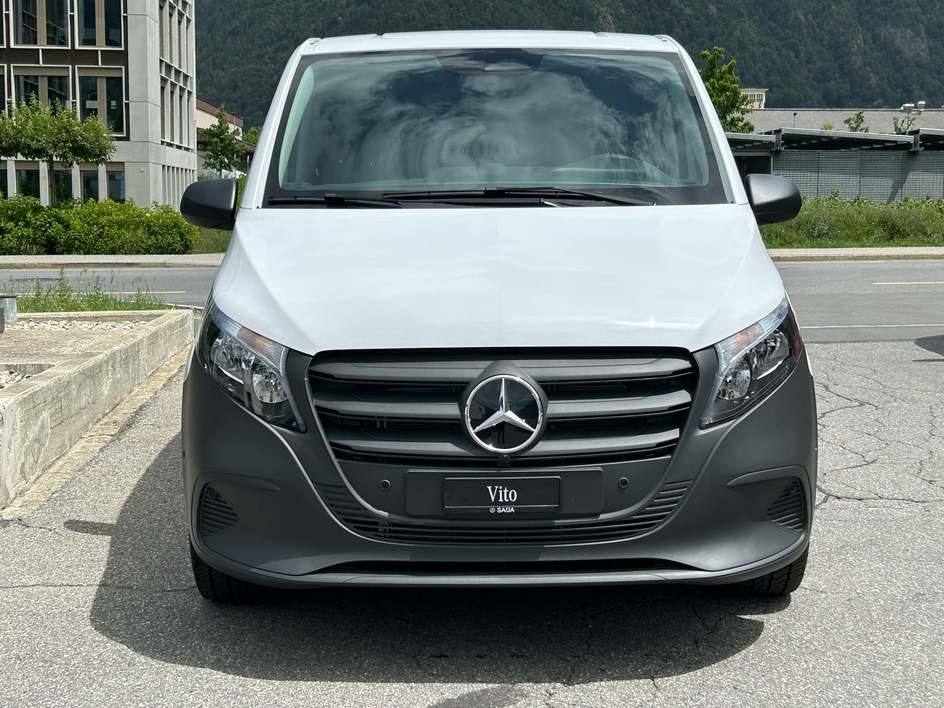 MERCEDES-BENZ Vito 114 CDI Kasten Worker Lang 4Matic - 2