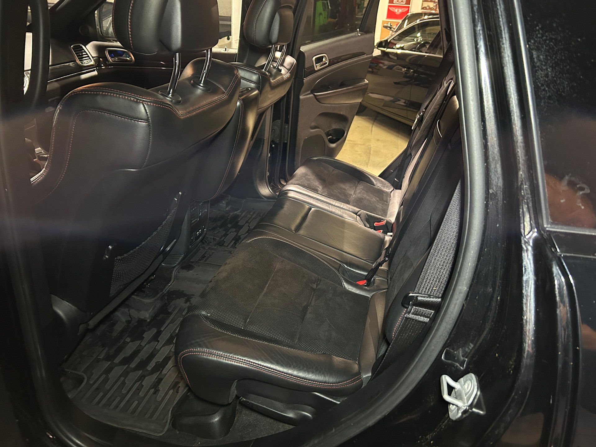 JEEP Gr.Cherokee 3.0CRD Ltd. " MOTEUR DEFECTUEUX " VENDU DANS L'ETAT Tél 079 611 65 33 - 8
