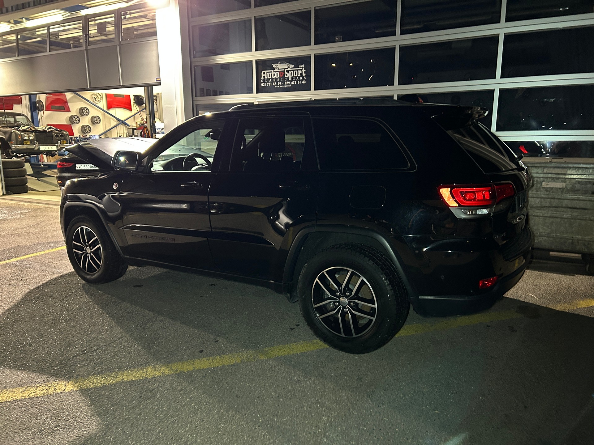 JEEP Gr.Cherokee 3.0CRD Ltd. " MOTEUR DEFECTUEUX " VENDU DANS L'ETAT Tél 079 611 65 33 - 2