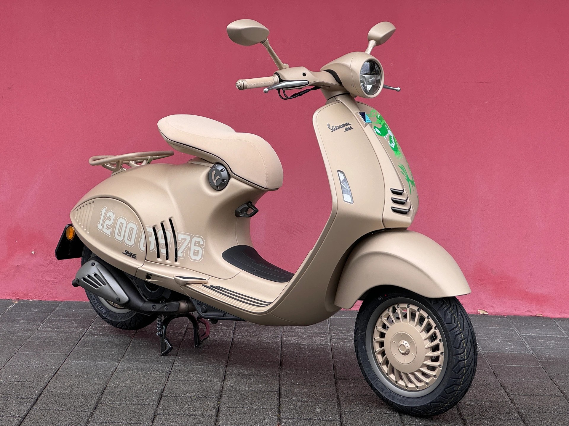 PIAGGIO Vespa 946 125 Dragon - 4