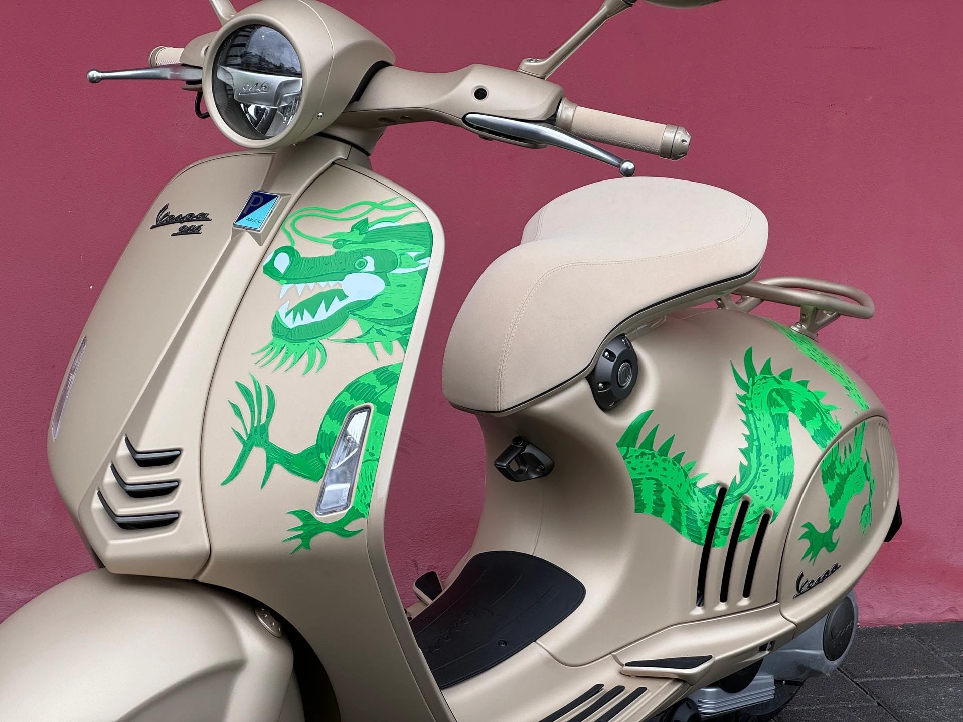PIAGGIO Vespa 946 125 Dragon - 9