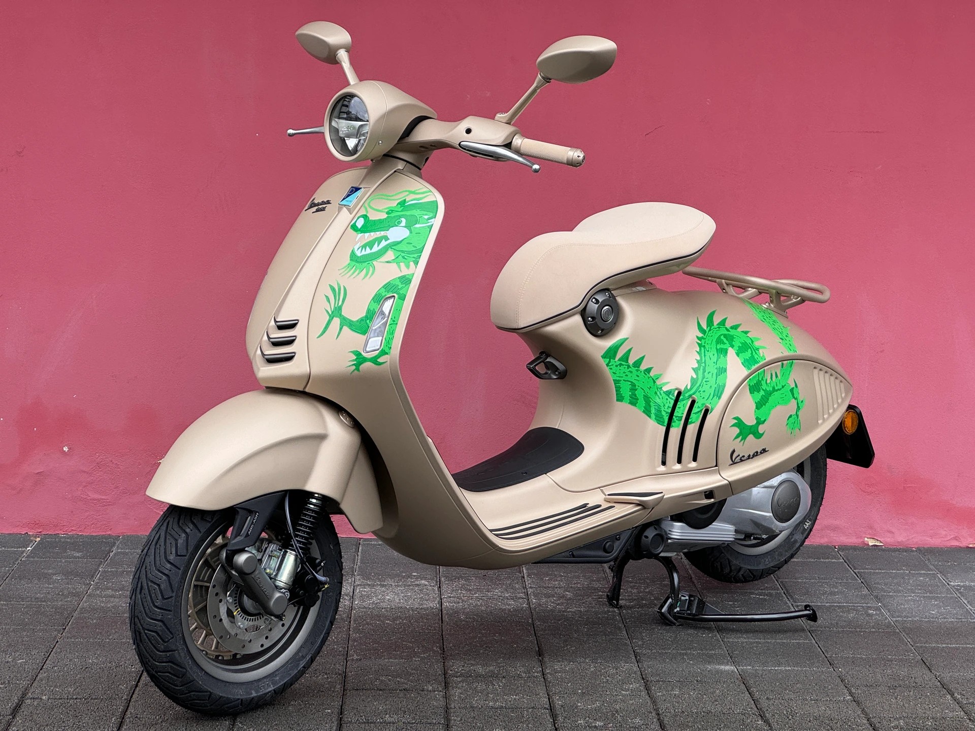 PIAGGIO Vespa 946 125 Dragon - 2