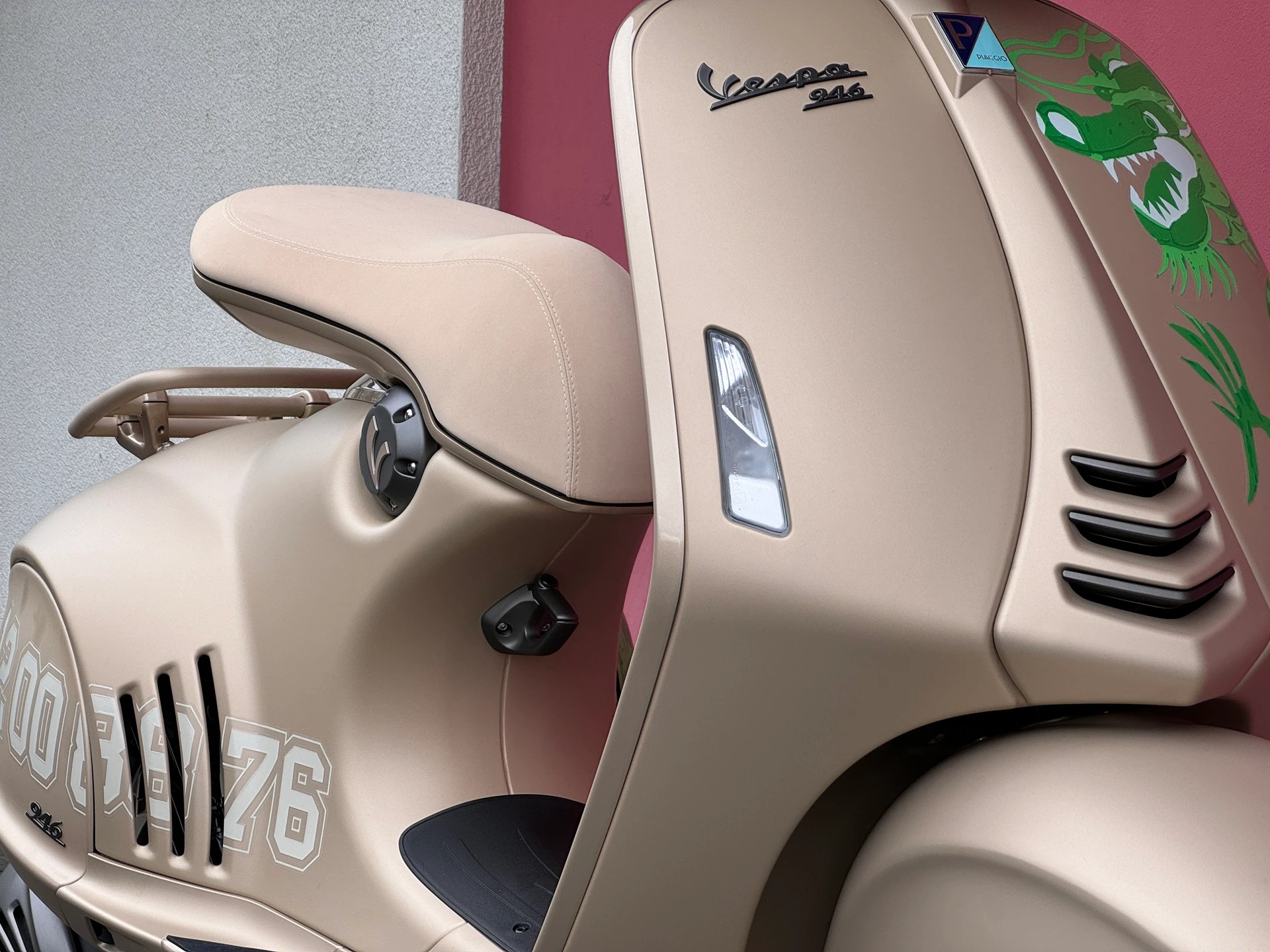 PIAGGIO Vespa 946 125 Dragon - 6