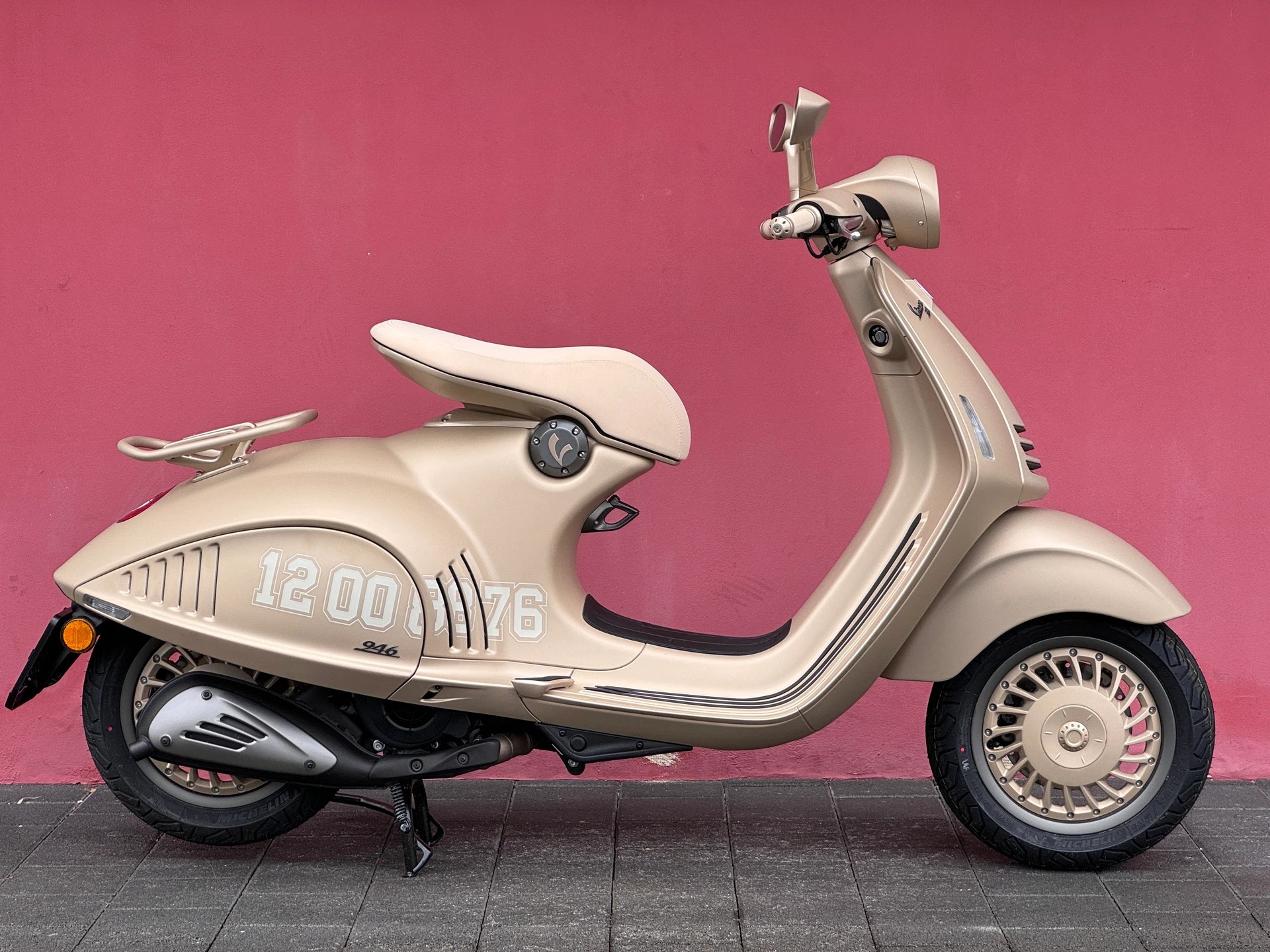 PIAGGIO Vespa 946 125 Dragon - 1