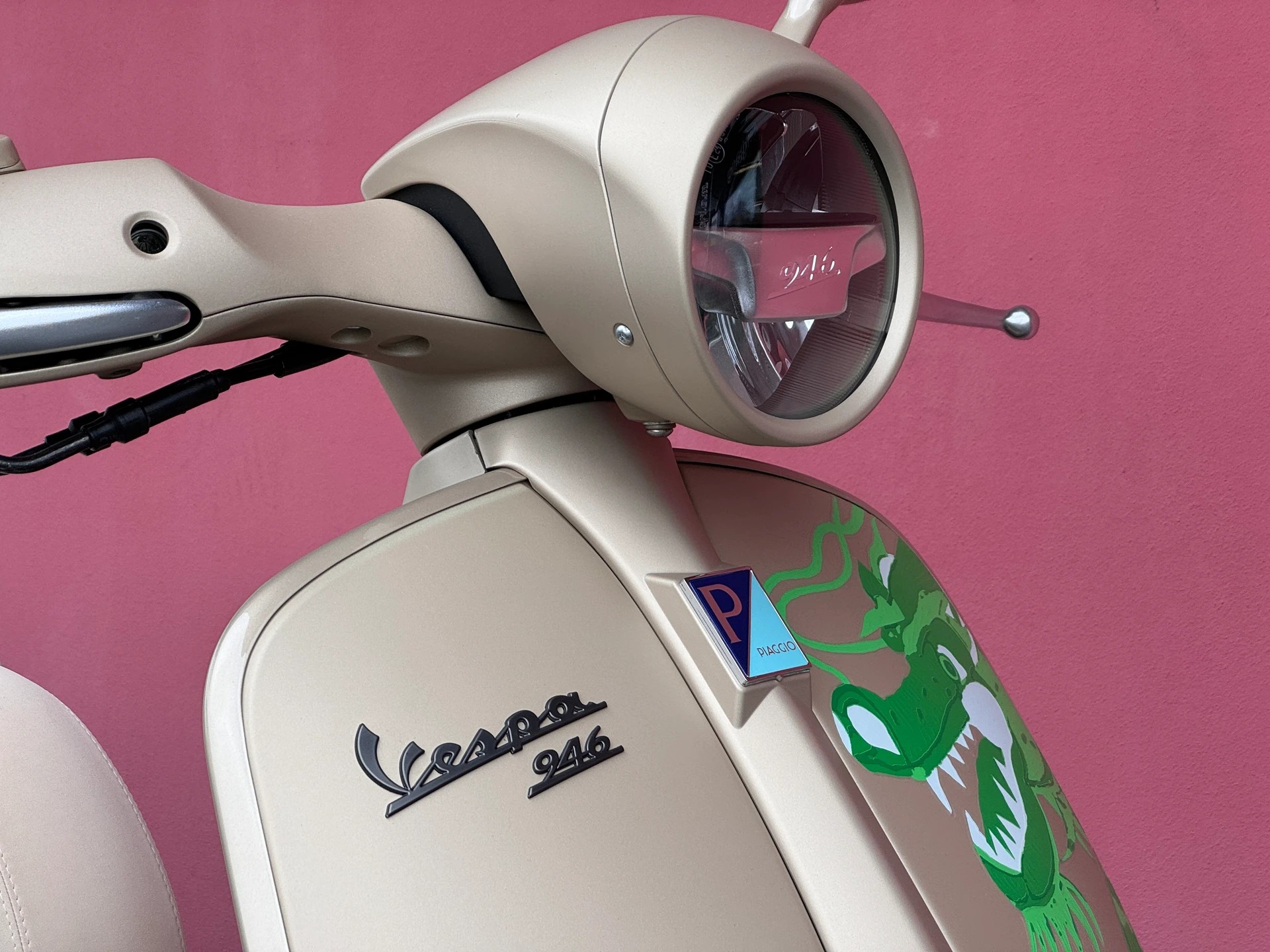 PIAGGIO Vespa 946 125 Dragon - 15
