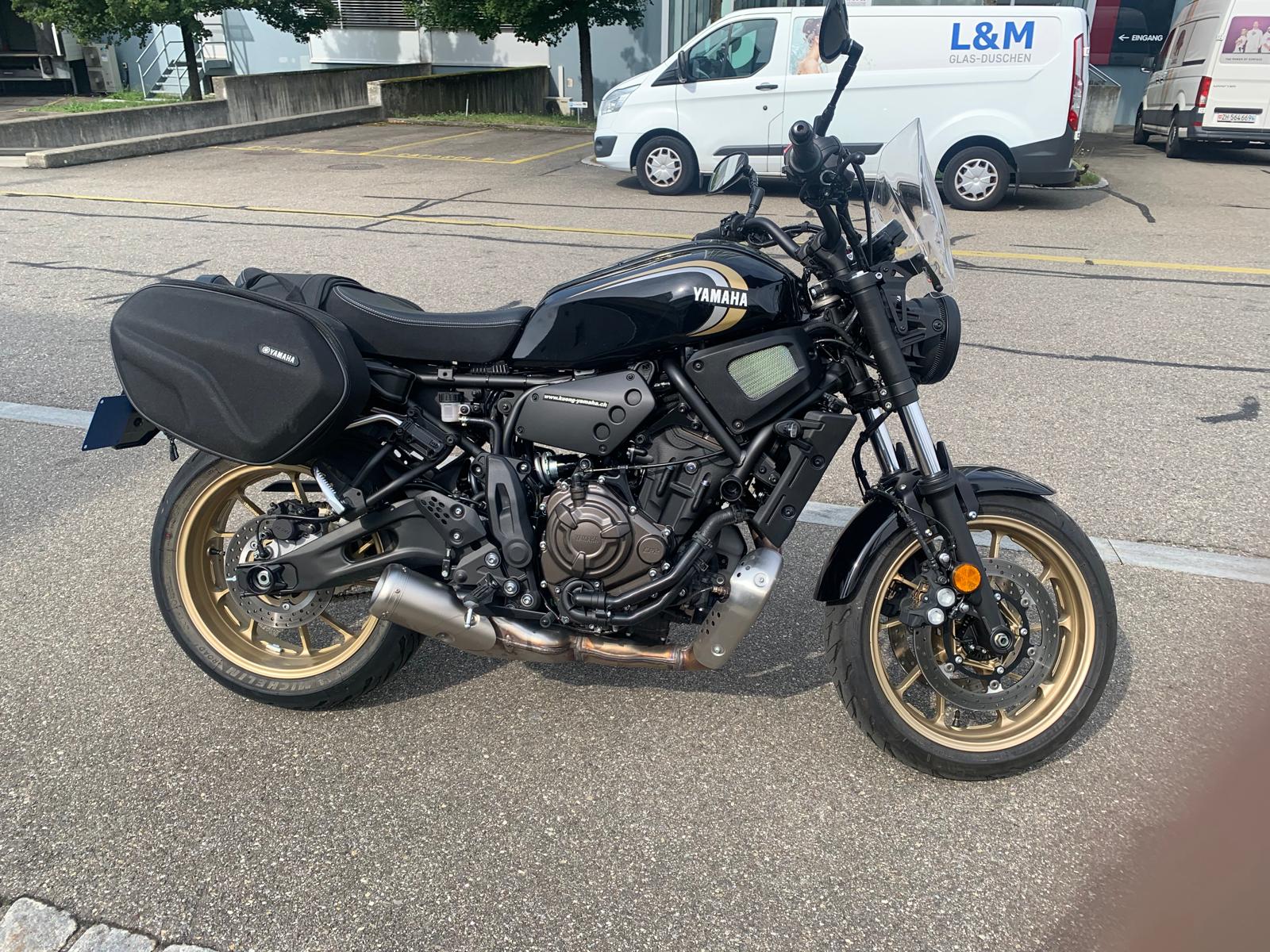 YAMAHA XSR 700 (35kW) - 2