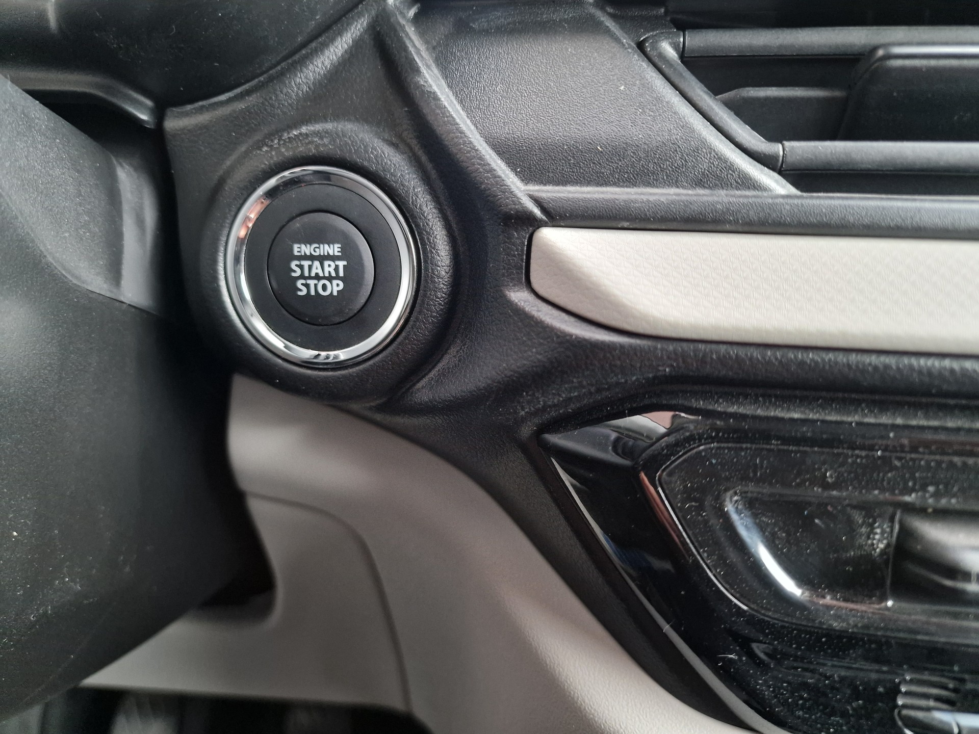 SUZUKI Swift 1.2 Compact Top Hybrid 4x4 36Mt Garantie - 19