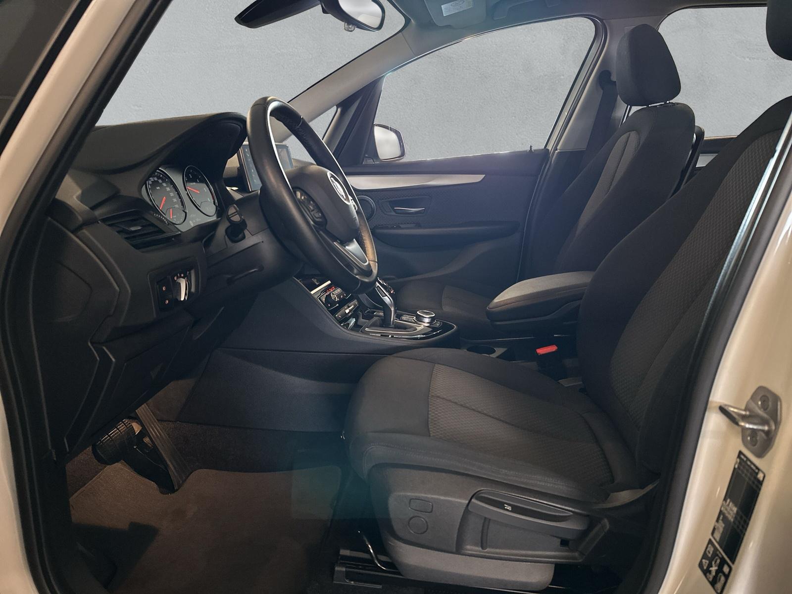 BMW 218d xDrive Gran Tourer (CH) AHK 1.6T (7 Places) - 11