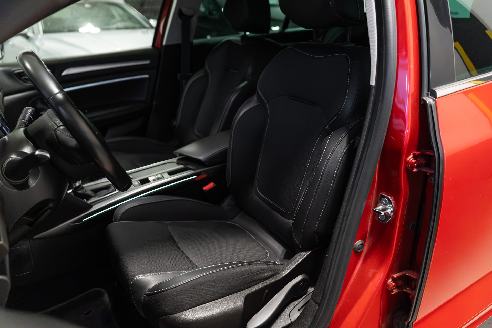 RENAULT Mégane Grandtour 1.5 dCi Intens EDC - 12