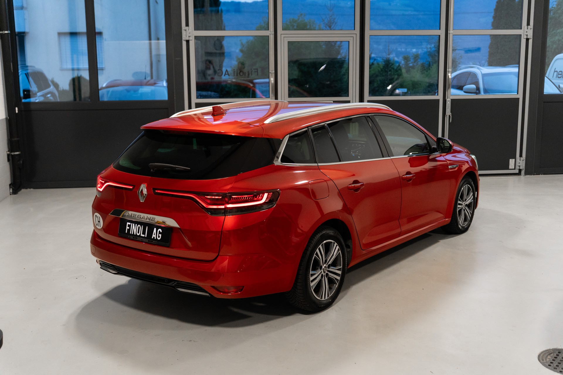 RENAULT Mégane Grandtour 1.5 dCi Intens EDC - 7