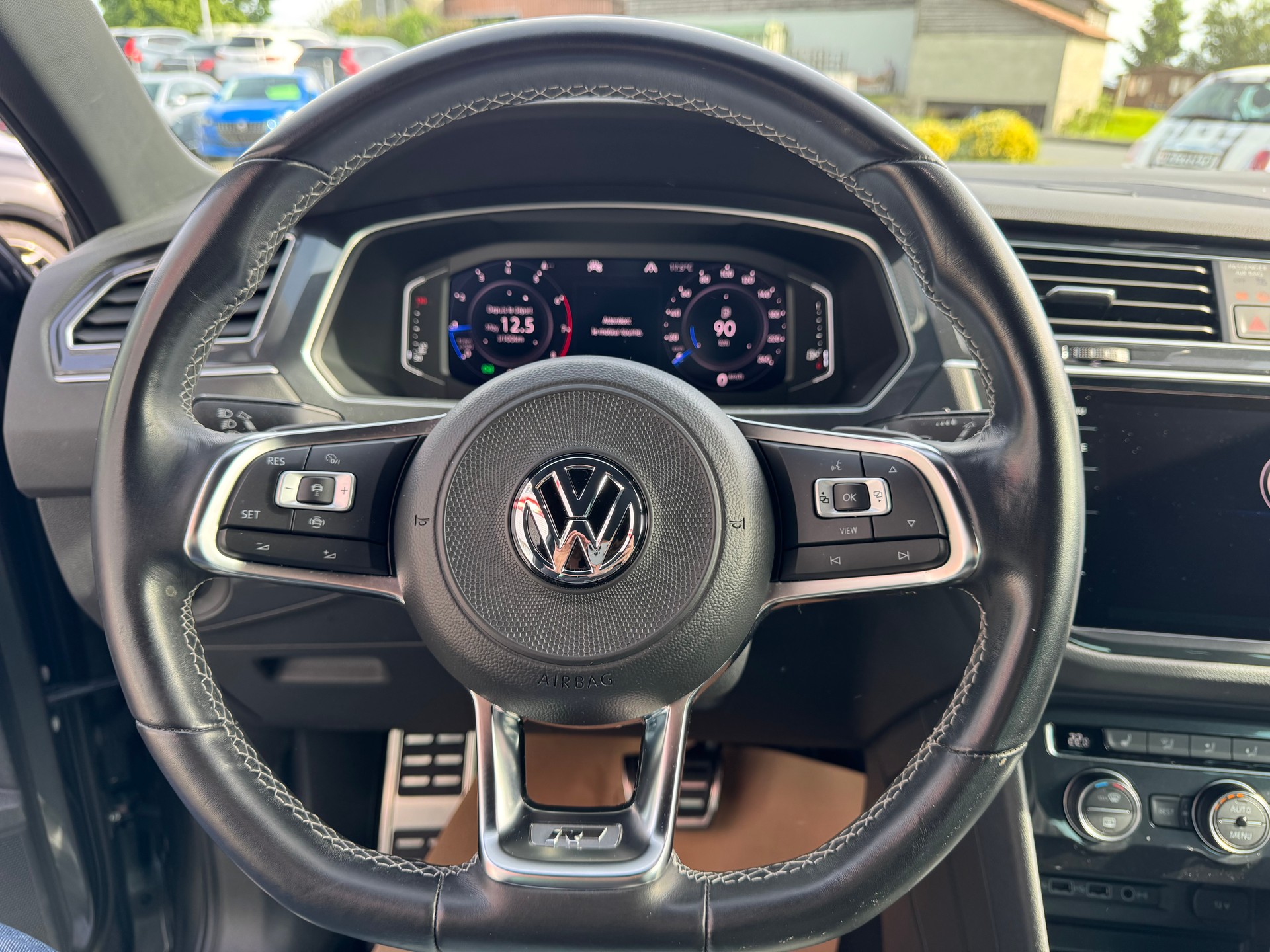 VW Tiguan 2.0TSI R-Line 4Motion DSG - 10