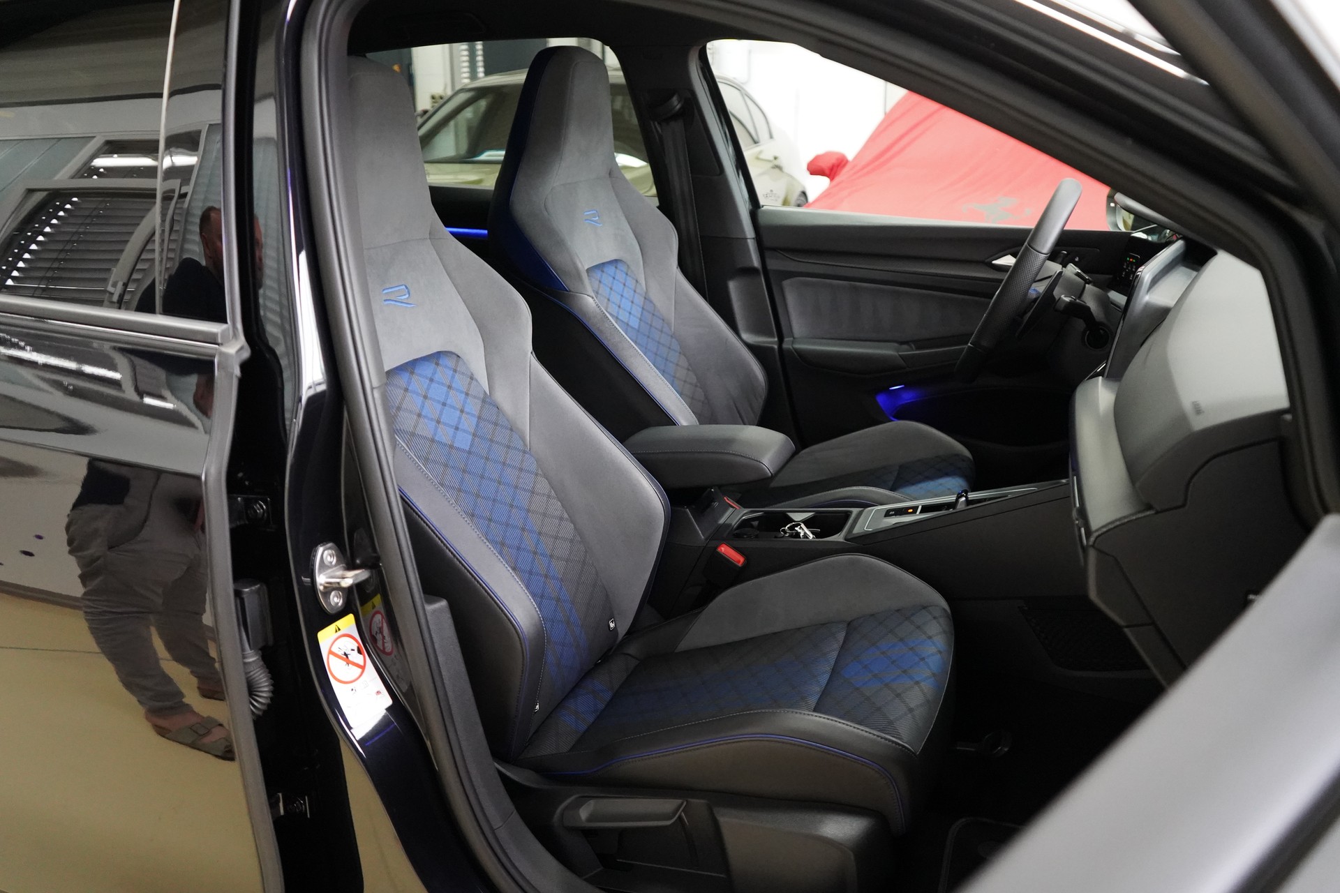 VW Golf 2.0 TSI R DSG 4Motion / ABT 385 Ps. * - 32