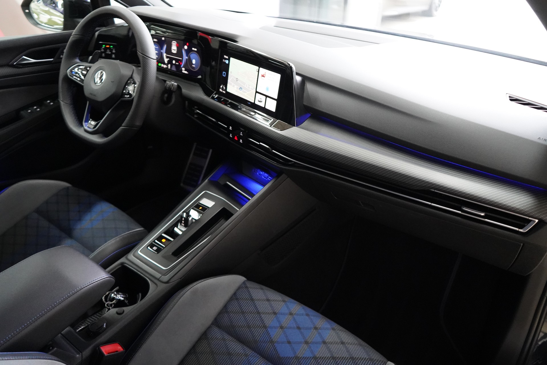 VW Golf 2.0 TSI R DSG 4Motion / ABT 385 Ps. * - 28