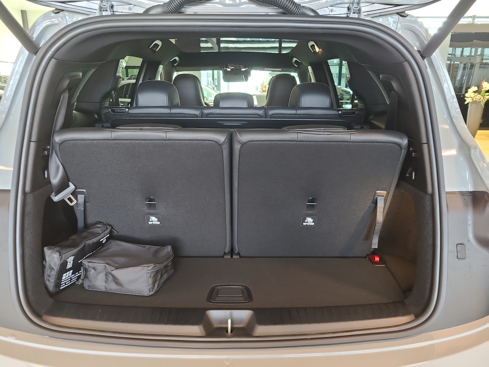 MERCEDES-BENZ GLB 220 4Matic 8G-Tronic - 16