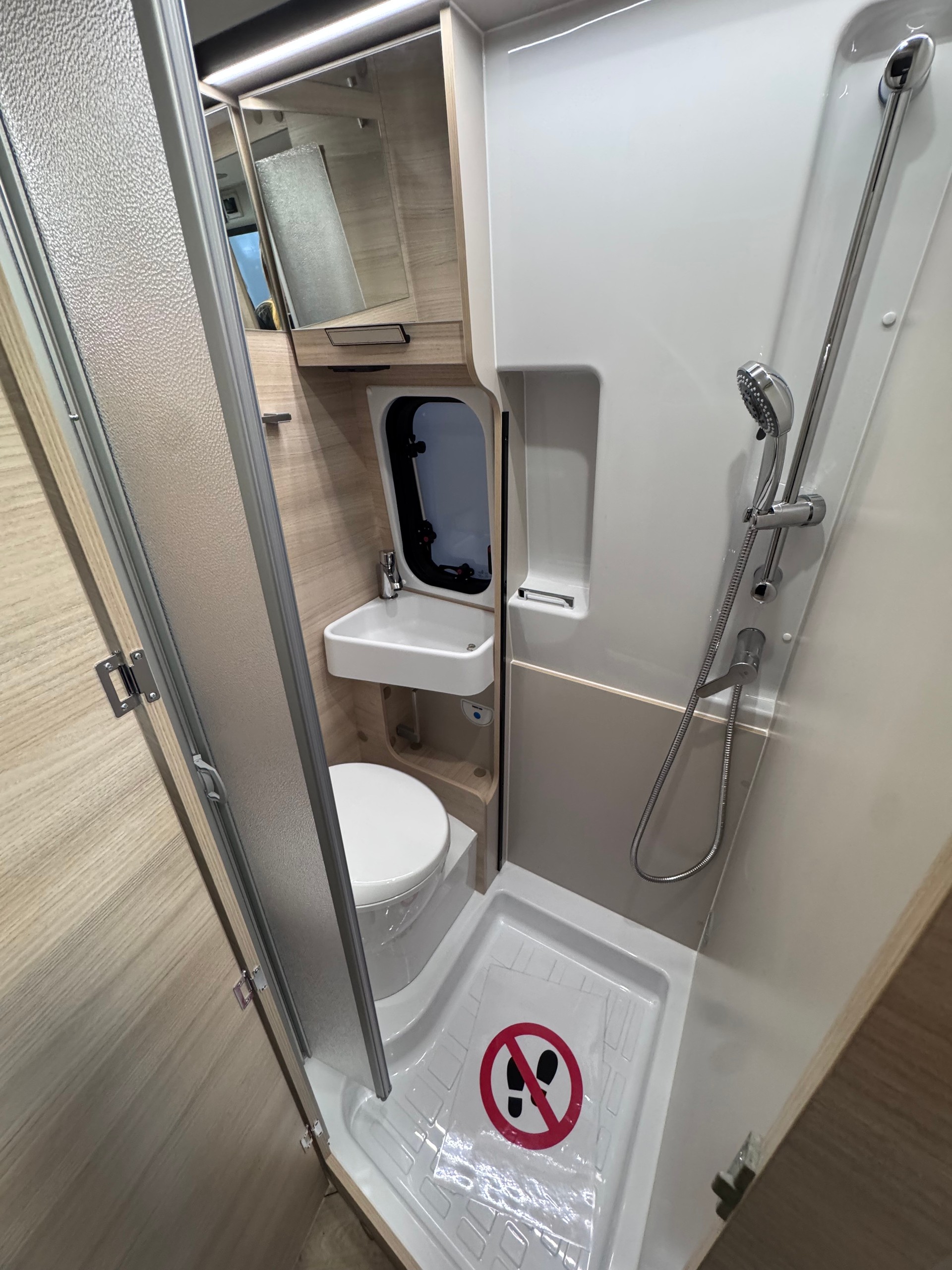 CHALLENGER V114 Sport Edition 2026 - 7