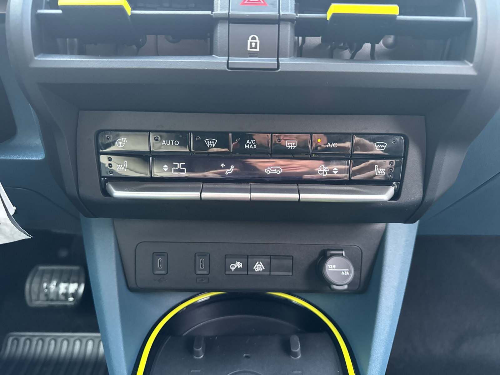 FIAT Grande Panda 1.2 Hybrid La Prima - 15