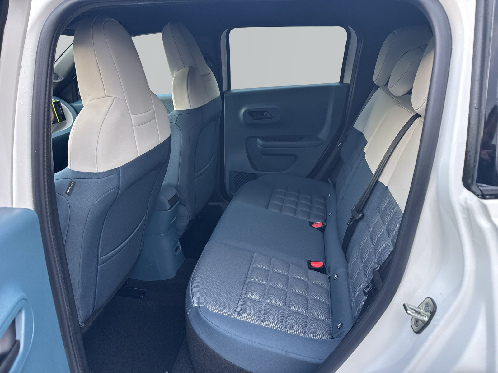 FIAT Grande Panda 1.2 Hybrid La Prima - 10