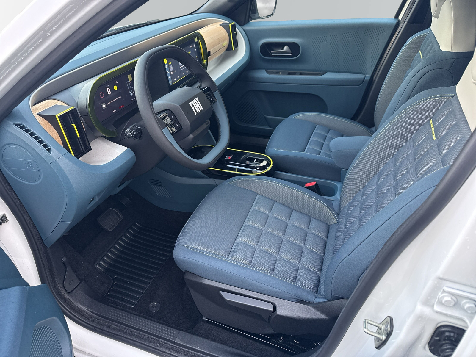FIAT Grande Panda 1.2 Hybrid La Prima - 8