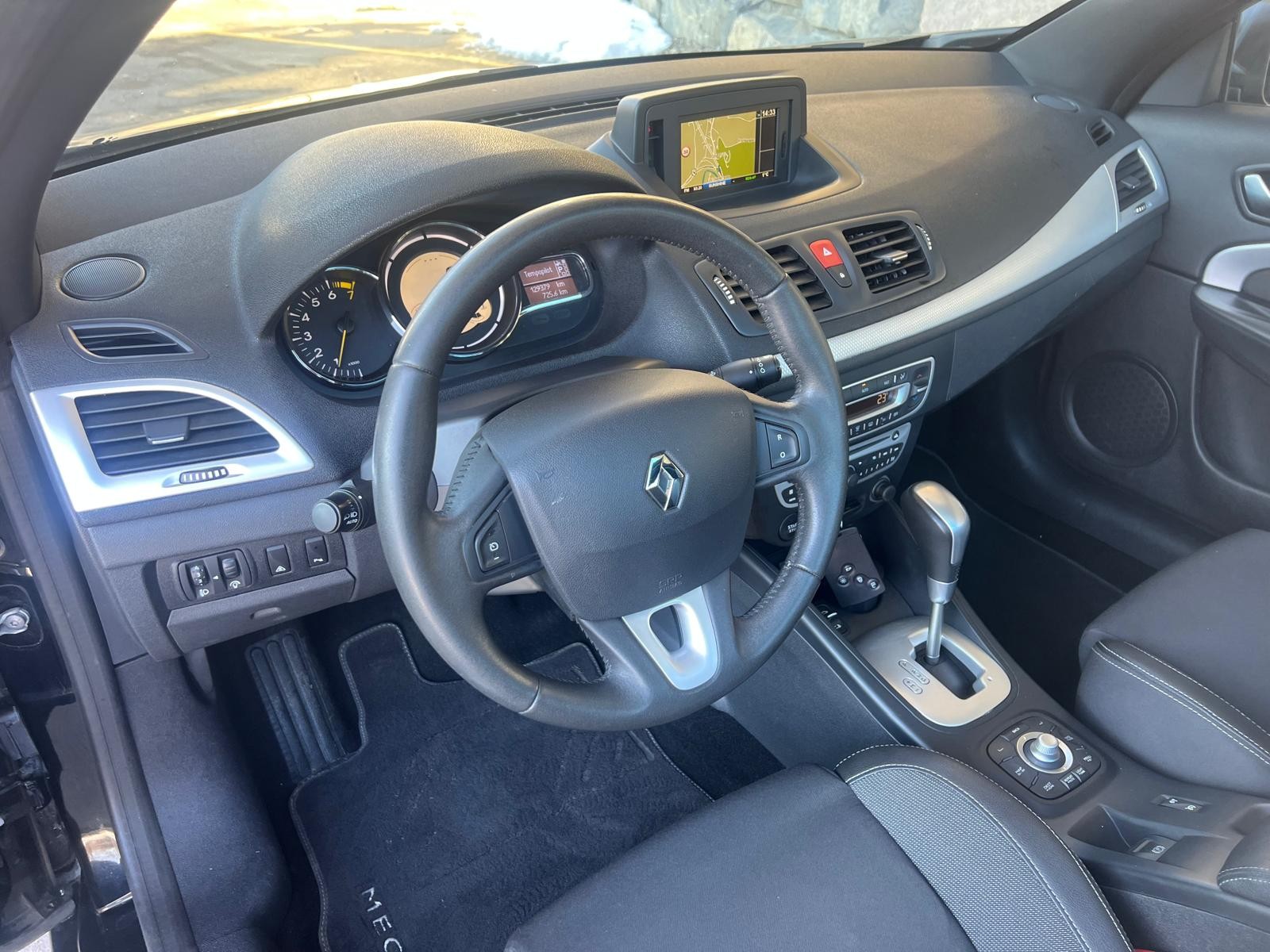 RENAULT Mégane CC 2.0 16V Dynamique CVT - 7
