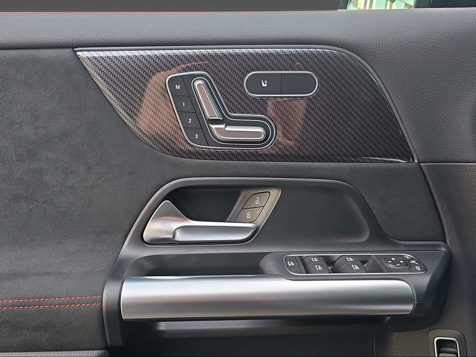 MERCEDES-BENZ GLA 220 d 4Matic Swiss Star - 10