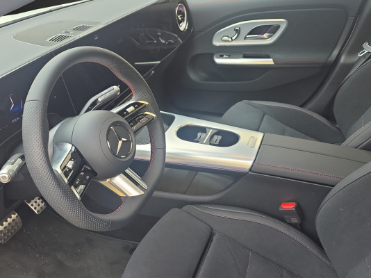 MERCEDES-BENZ CLA 220 8G-DCT 4Matic - 7